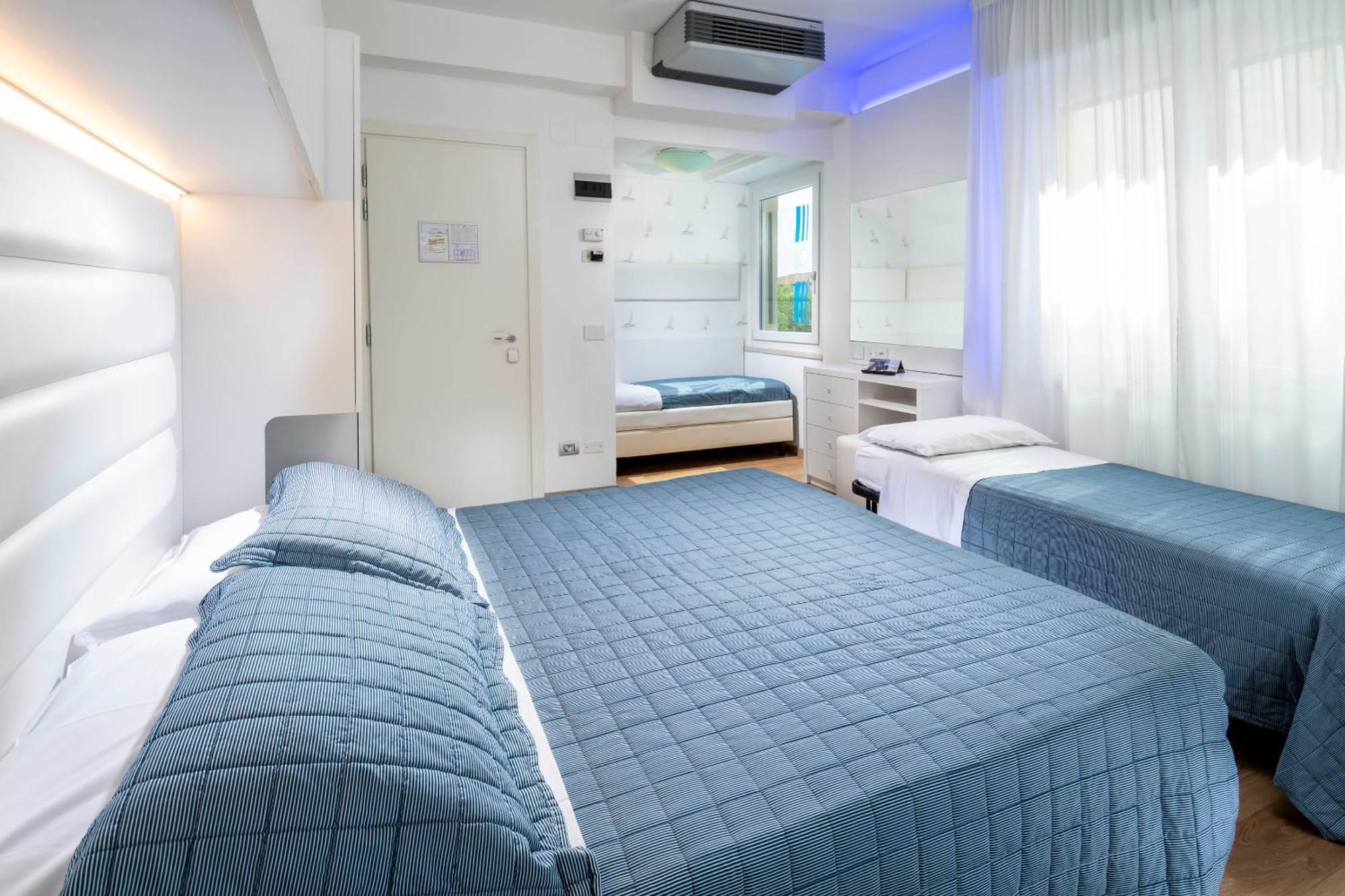 Hotel Albatros Misano Adriatico Eksteriør bilde