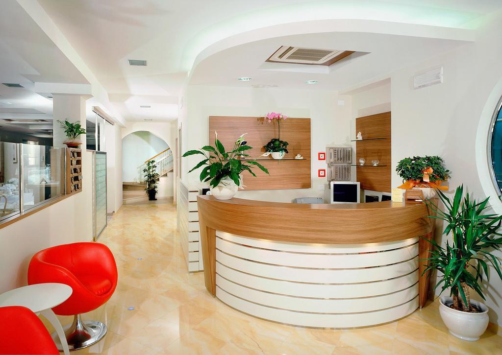 Hotel Albatros Misano Adriatico Eksteriør bilde